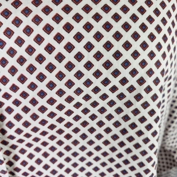 Tulip  Button Up Blouse. Ruffle Bottom. Size M - Picture 8 of 10